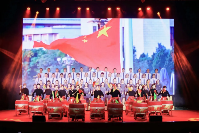 灞桥区2026年迎元旦职工文艺汇演举行